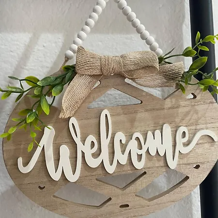 Elena Oda ve Kahvaltı Altedo