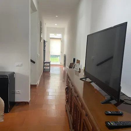 Elena ベッド・アンド・ブレックファスト Altedo