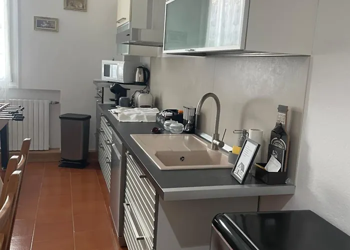 Bed & Breakfast Elena 3*